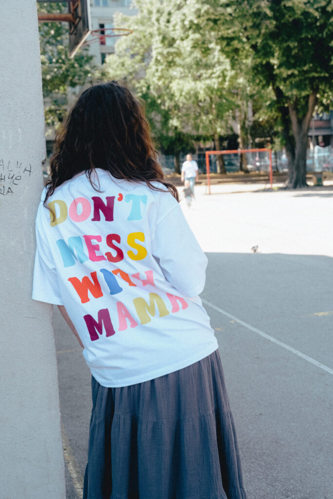 T-SHIRT DON'T MESS WITH MAMA - Slika 1